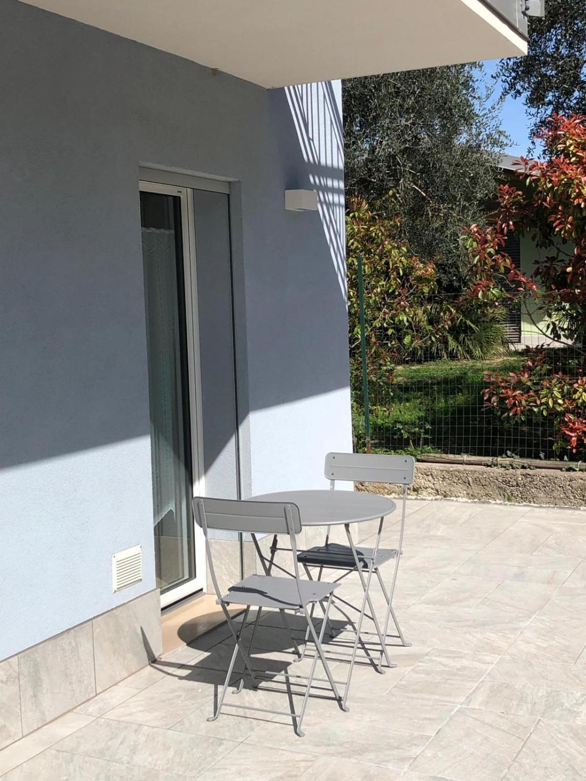 Lotus Garda Bed & Breakfast Riva del Garda Ngoại thất bức ảnh