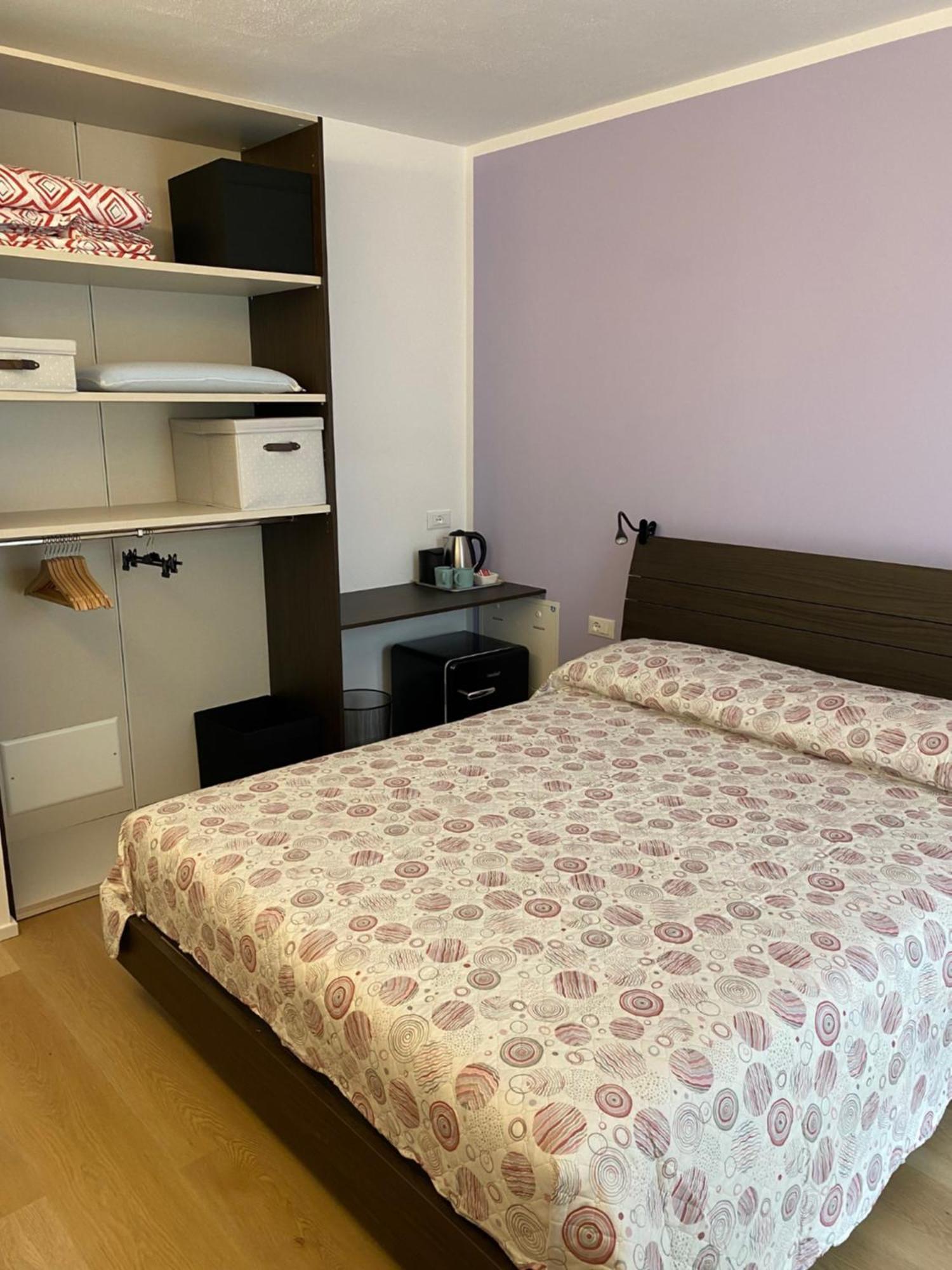 Lotus Garda Bed & Breakfast Riva del Garda Ngoại thất bức ảnh